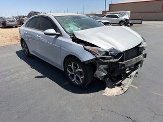 2021 Kia Forte LXS - Primary Damage Right Image
